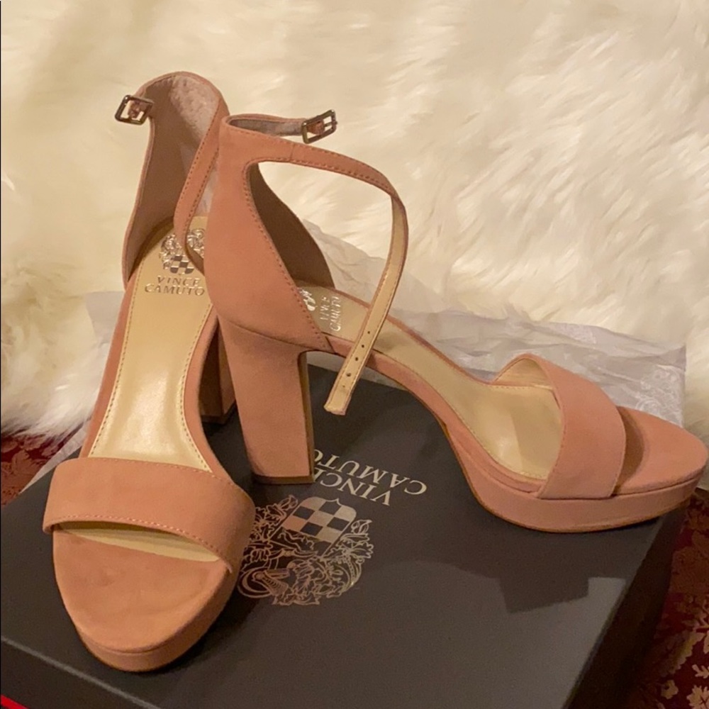Vince Camuto -Sathina Platform Sandal - Picture 3 of 6